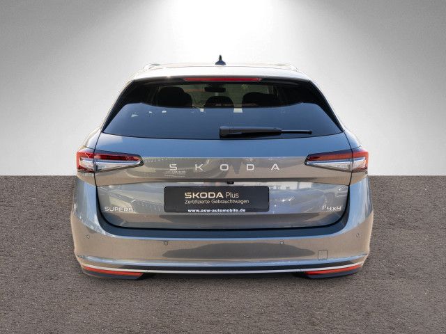 Fahrzeugabbildung SKODA Superb Combi L&K 2.0TDI LED Navi PANO 360° AHK