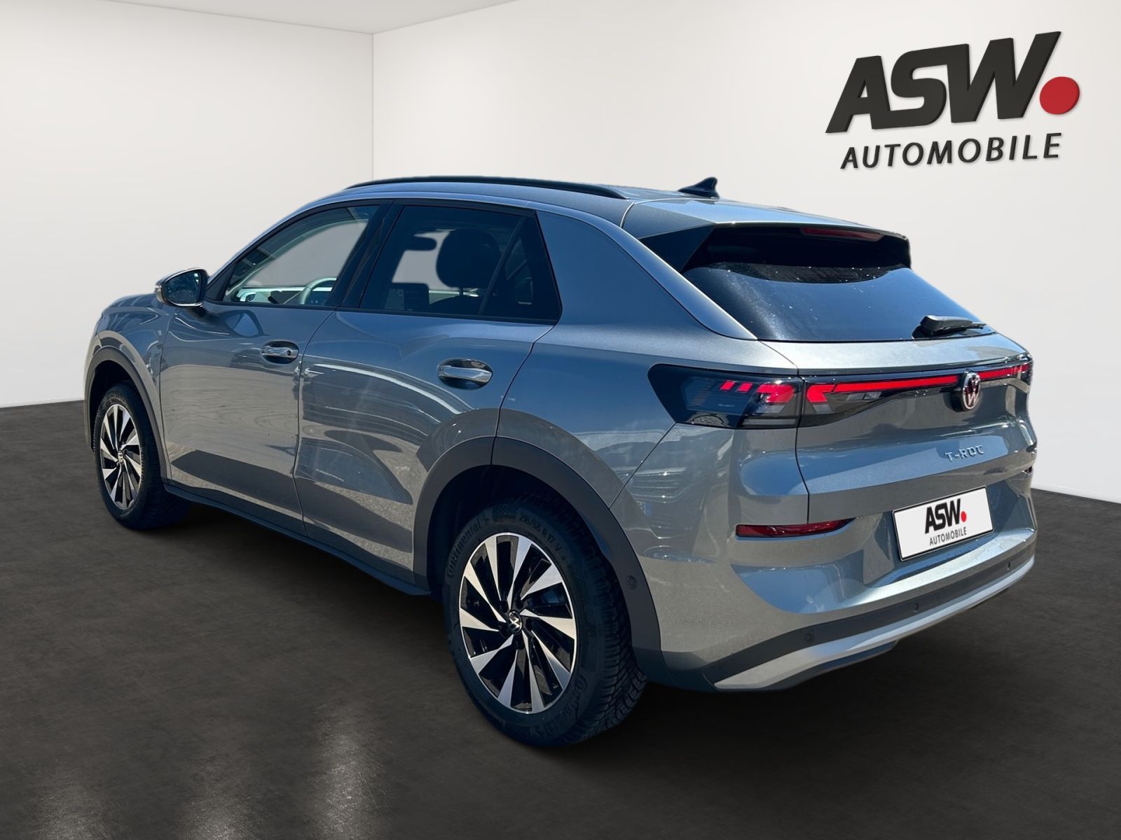 Fahrzeugabbildung Volkswagen T-Roc "ENERGY" 1.5 eTSI DSG AHK GJR