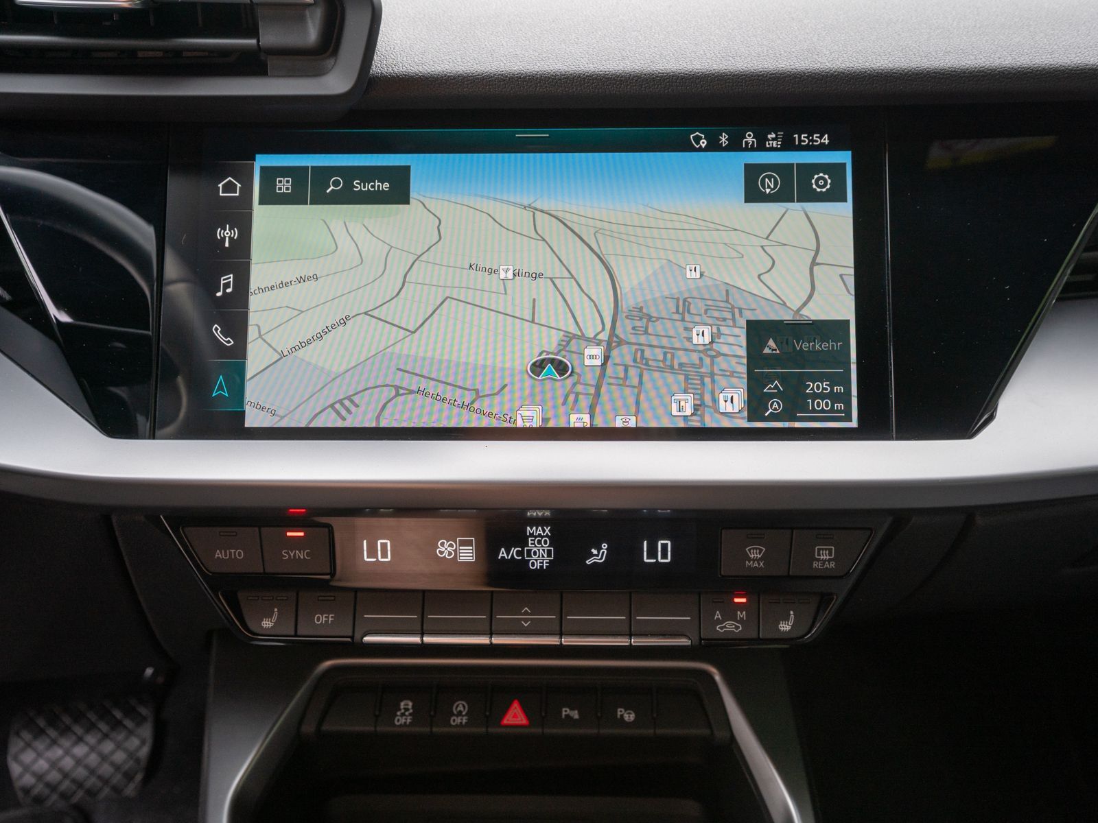 Fahrzeugabbildung Audi A3 Sportback S line 40TDI quattro NAVI LED AHK V