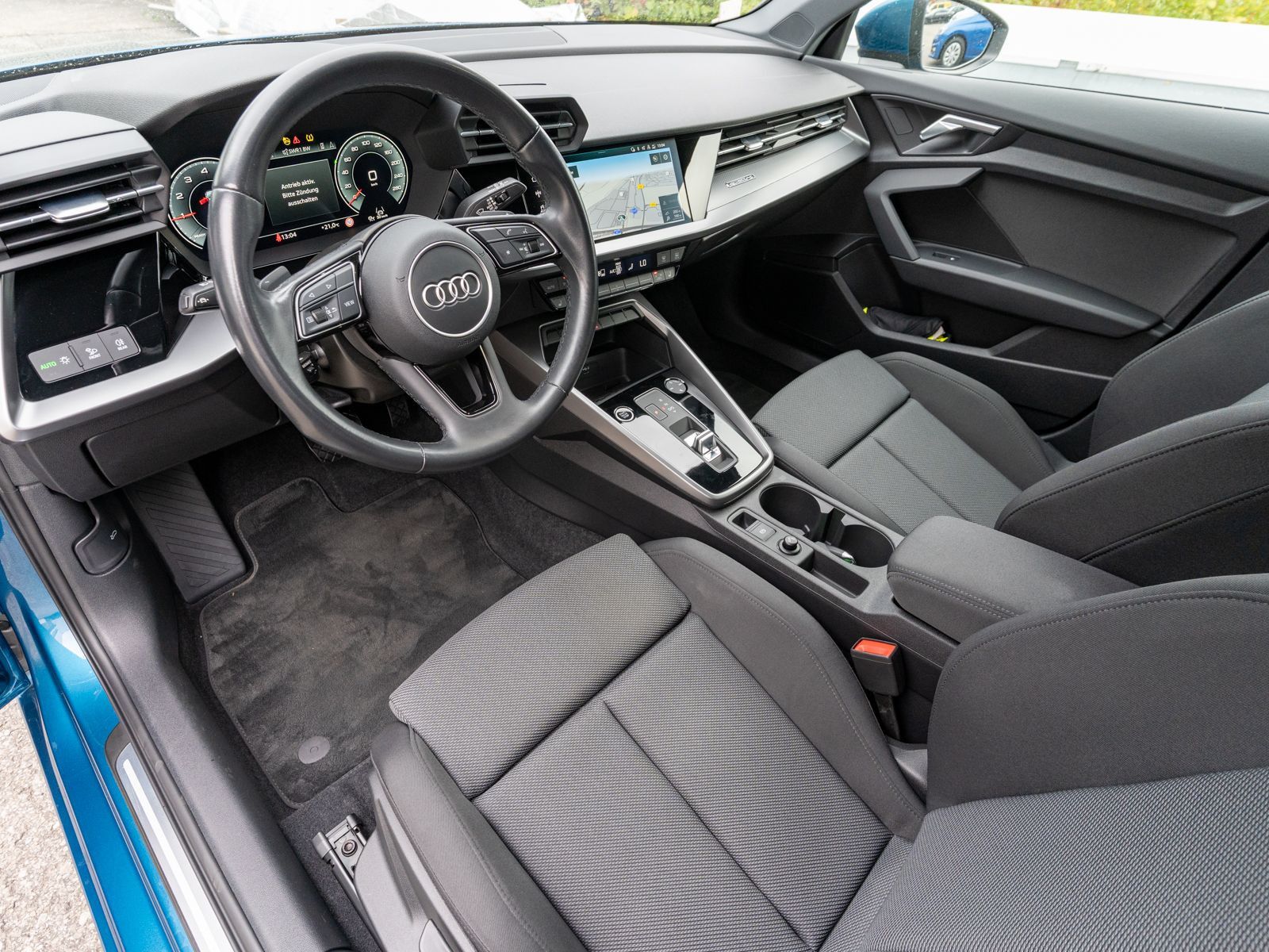 Fahrzeugabbildung Audi A3 Sportback advanced 40TFSI quattr NAVI LED AHK