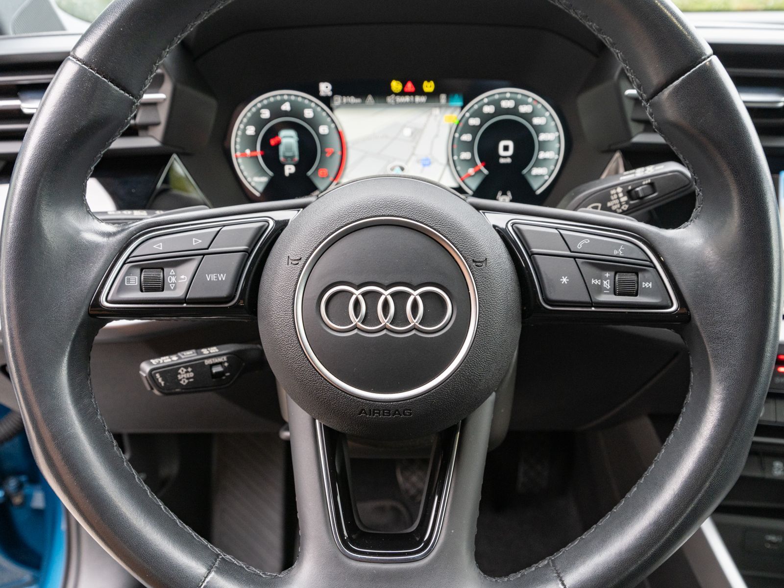 Fahrzeugabbildung Audi A3 Sportback advanced 40TFSI quattr NAVI LED AHK