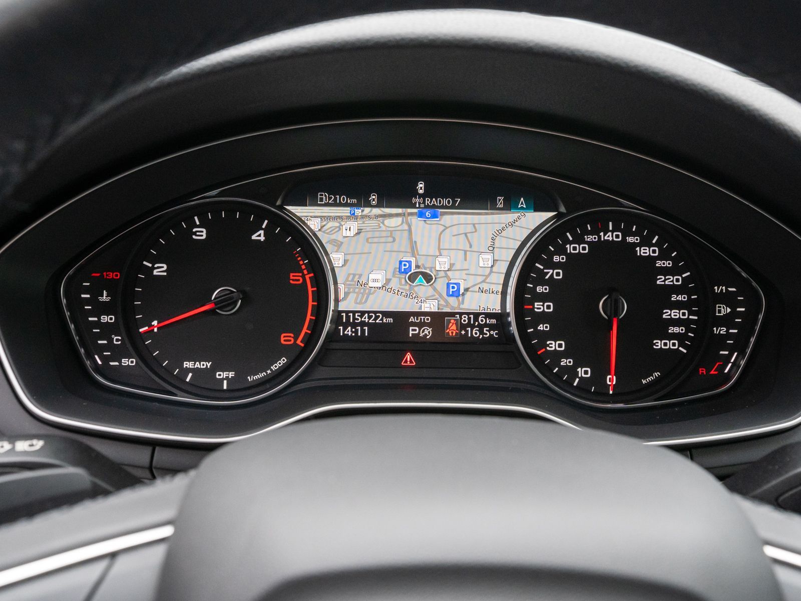 Fahrzeugabbildung Audi A4 Avant advanced 40TDI NAVI LED RFK AHK GRA SHZ