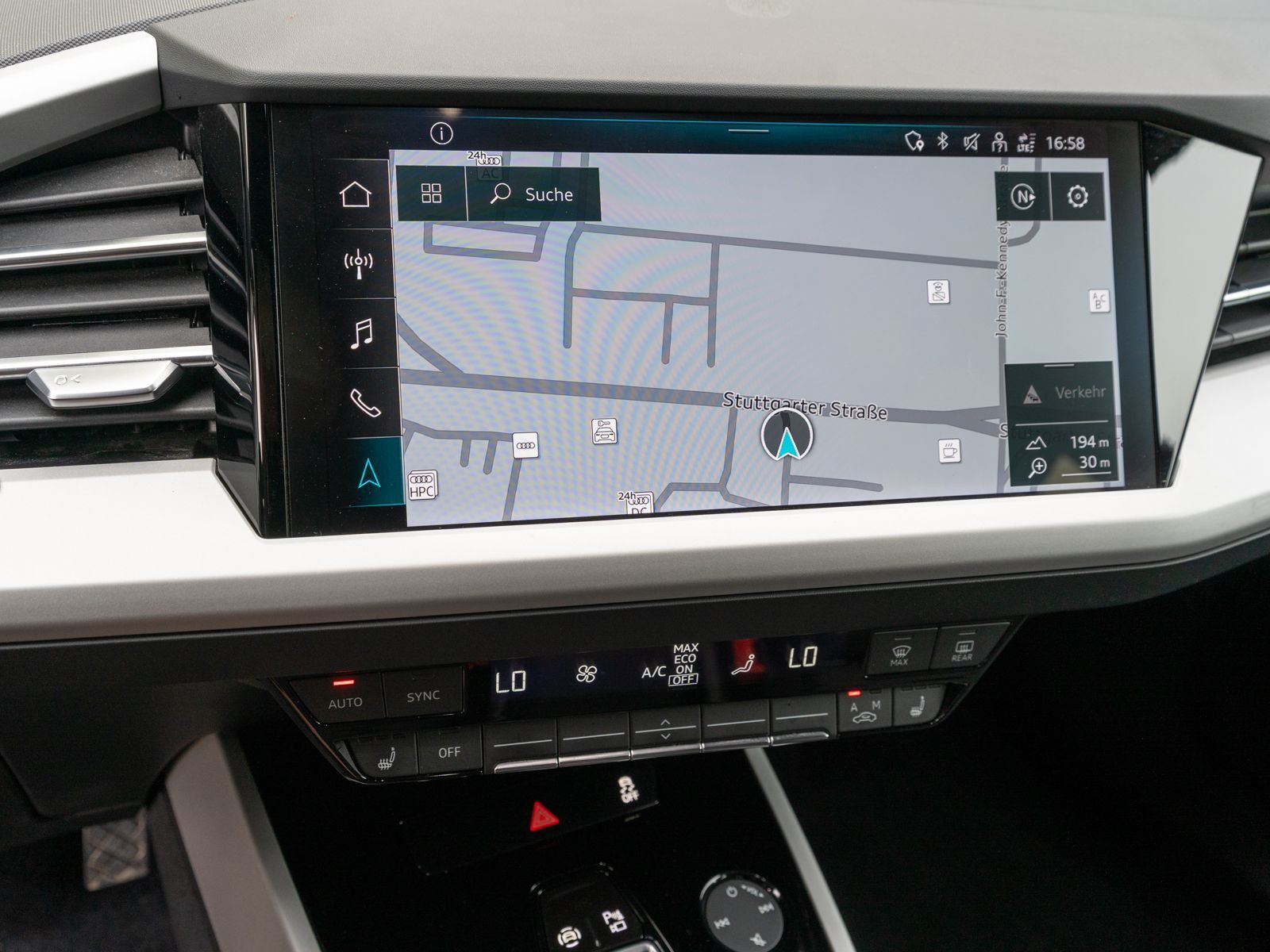 Fahrzeugabbildung Audi Q4 advanced 40 e-tron MATRIX Navi RFK ACC Wäpu