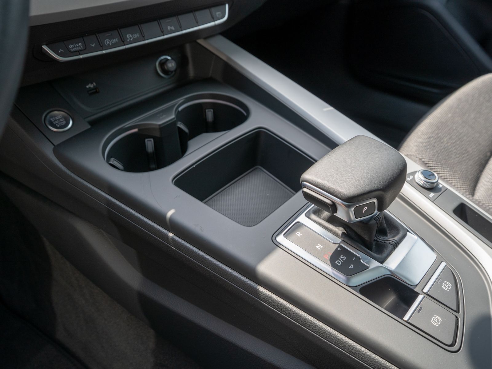 Fahrzeugabbildung Audi A5 Sportback S line 40TDI quattro NAVI LED PANO