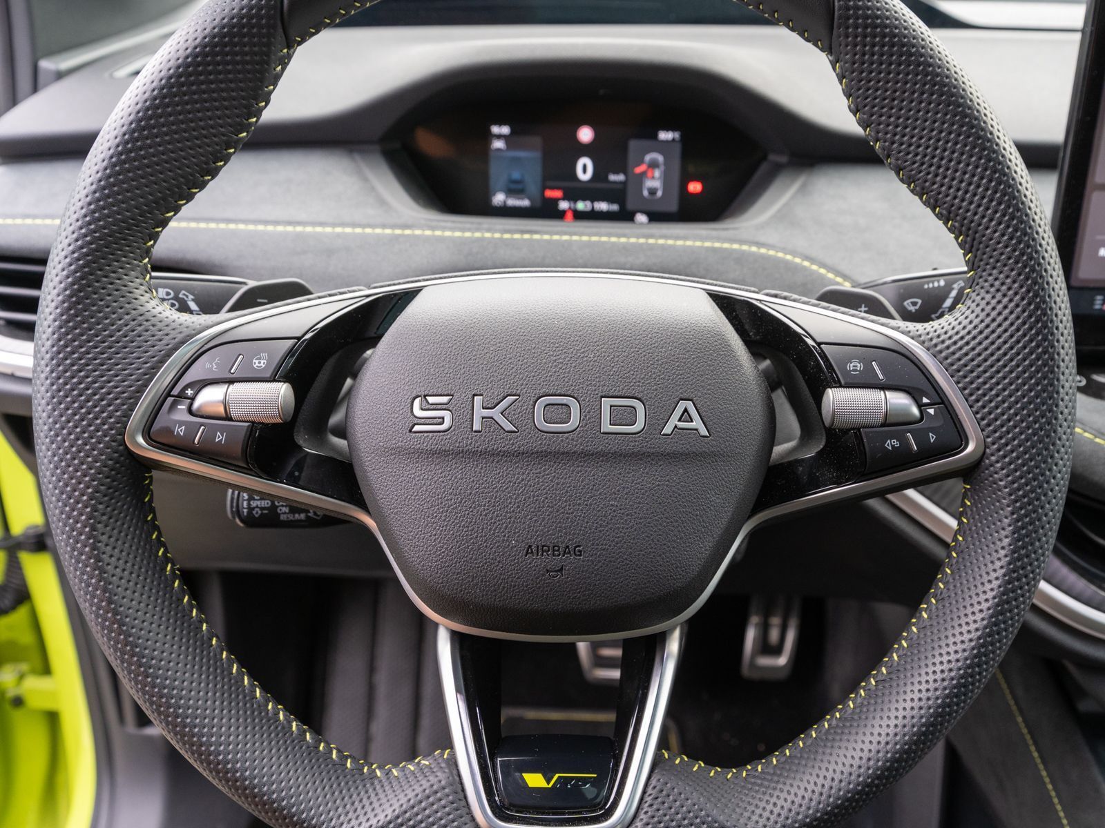 Fahrzeugabbildung SKODA Enyaq RS MATRIX Navi 360° ACC PANO HUD Wäpu AHK