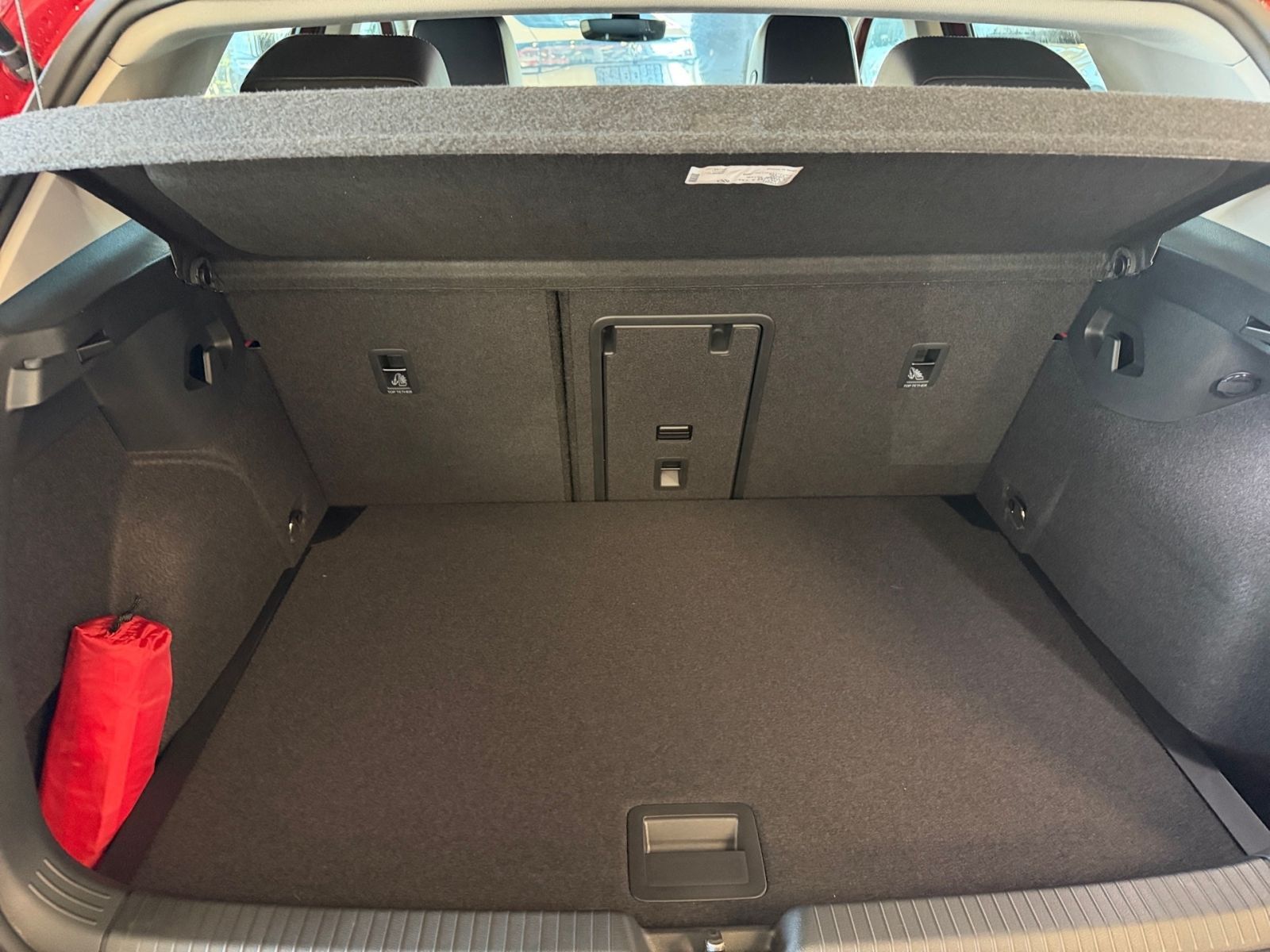 Fahrzeugabbildung Volkswagen Golf ENERGY 1.5 eTSI DSG LED Digital-Cockpit