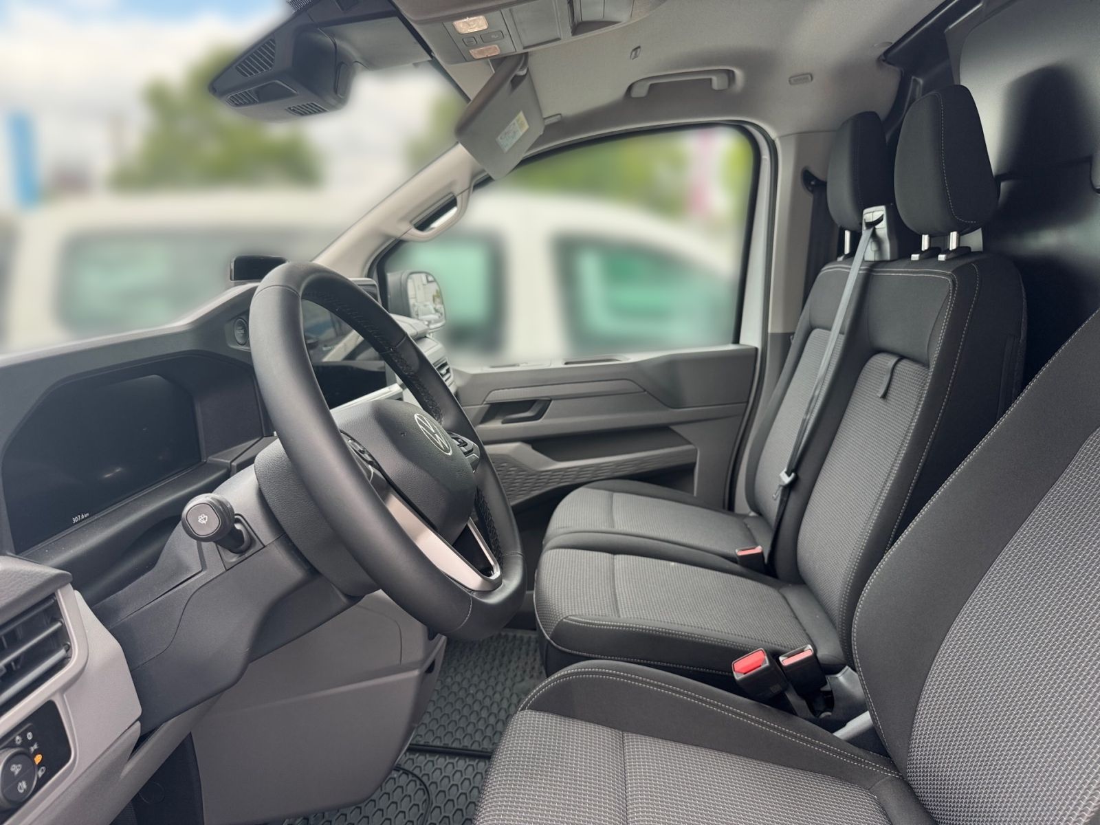 Fahrzeugabbildung Volkswagen New Transporter Kasten 2.0 TDI AHK EINPARKHILFE