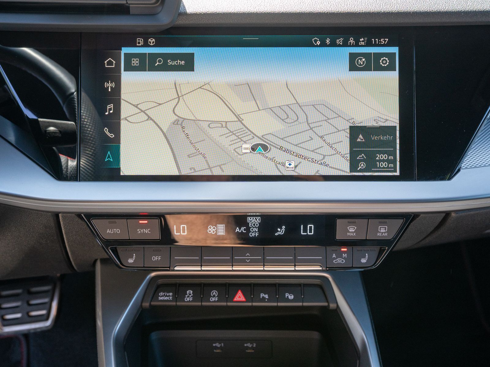 Fahrzeugabbildung Audi A3 Sportback S line 30TDI NAVI MATRIX HUD RFK VC