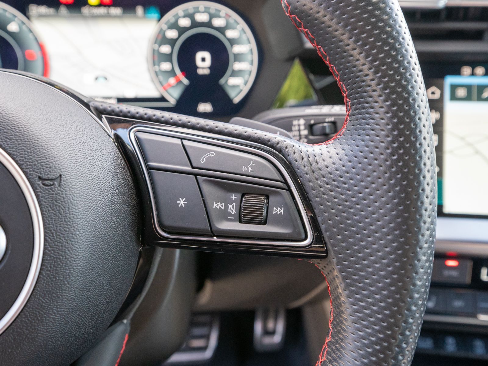 Fahrzeugabbildung Audi A3 Sportback S line 30TDI NAVI MATRIX HUD RFK VC