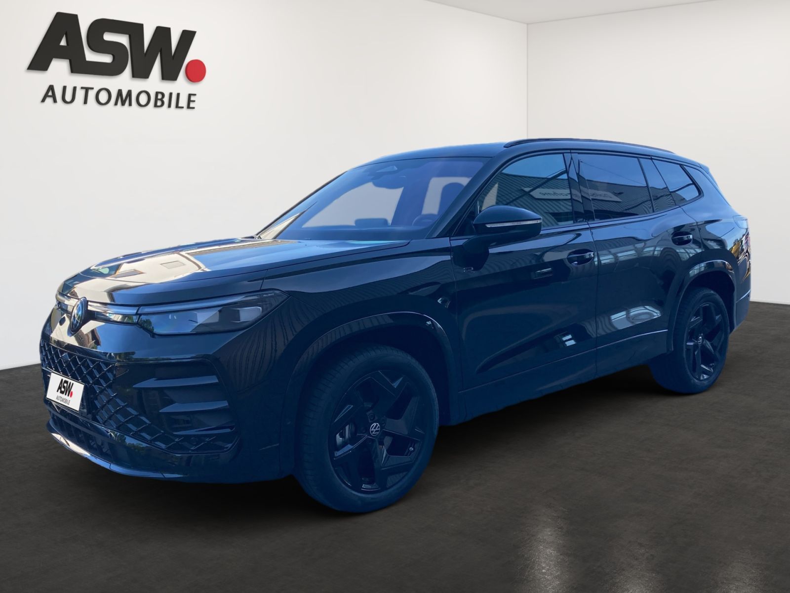 Fahrzeugabbildung Volkswagen Tayron R-Line 2,0 TSI 4MOTION DSG AHK PANO 360°K