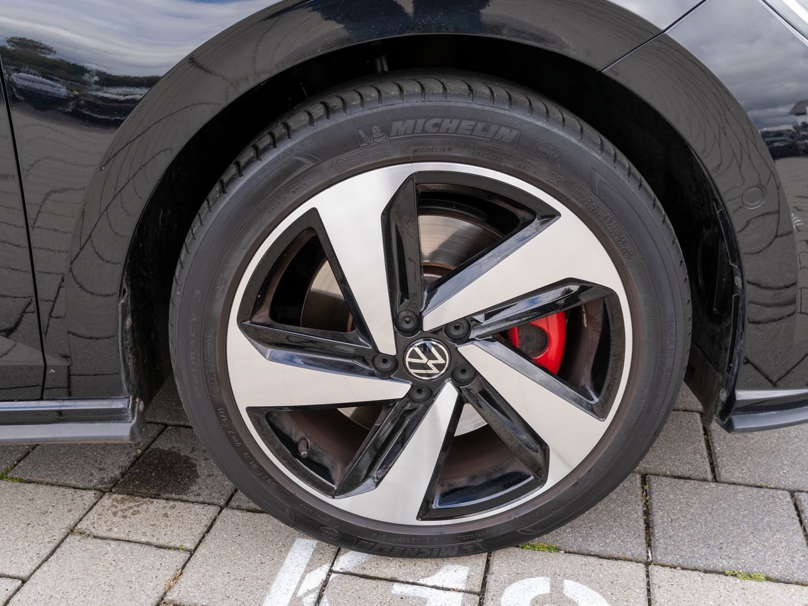 Fahrzeugabbildung Volkswagen Polo GTI 2.0 TSI DSG MATRIX Navi KLIMA SHZ RFK