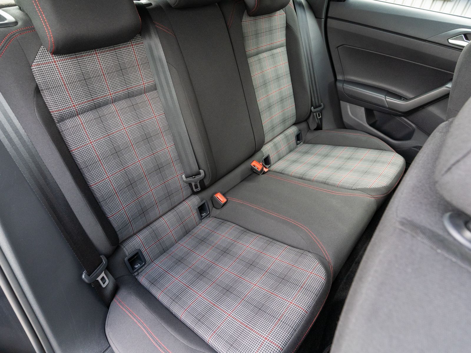 Fahrzeugabbildung Volkswagen Polo GTI 2.0 TSI DSG MATRIX Navi KLIMA SHZ RFK