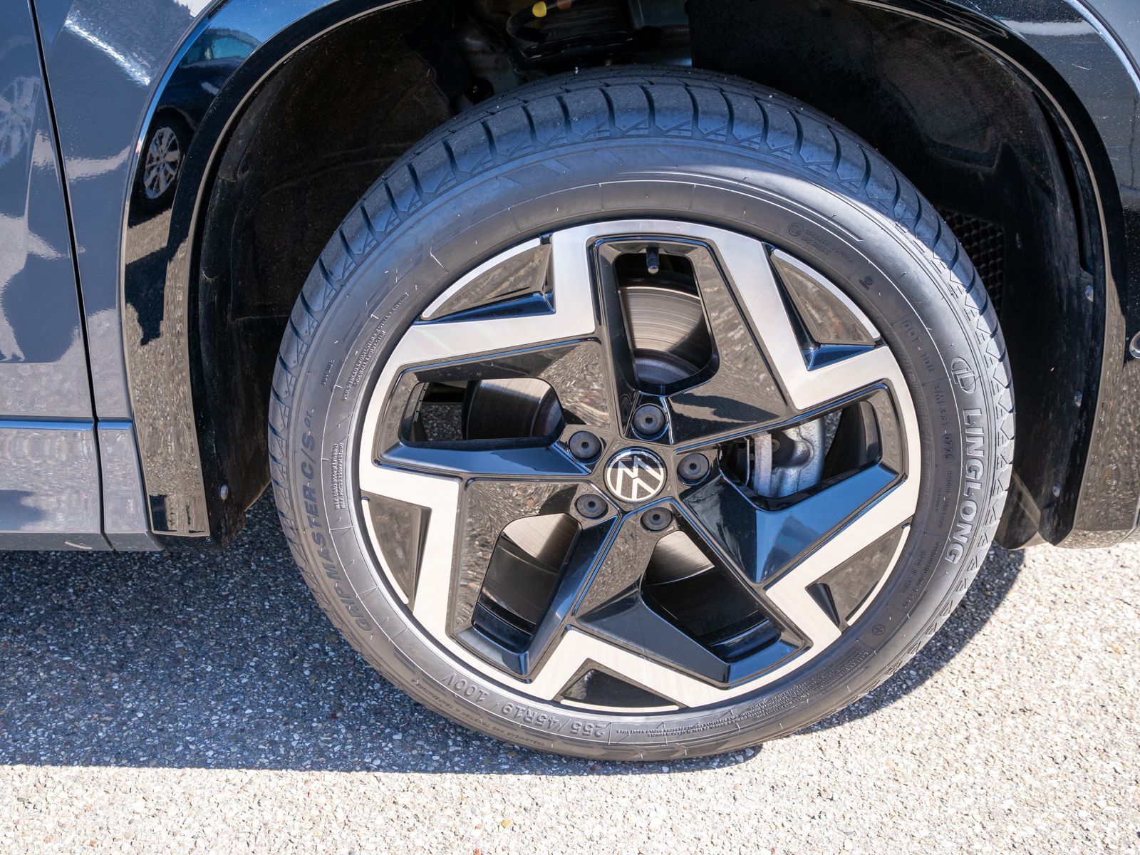 Fahrzeugabbildung Volkswagen Tayron R-Line 2.0 TDI MATRIX Navi 360° ACC AHK
