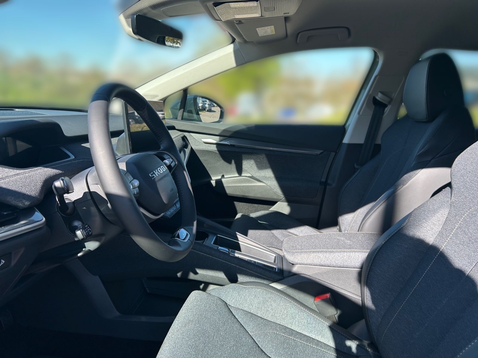 Fahrzeugabbildung SKODA Elroq 60 204PS ACC Kamera PDC KESSY NAVI SHZ