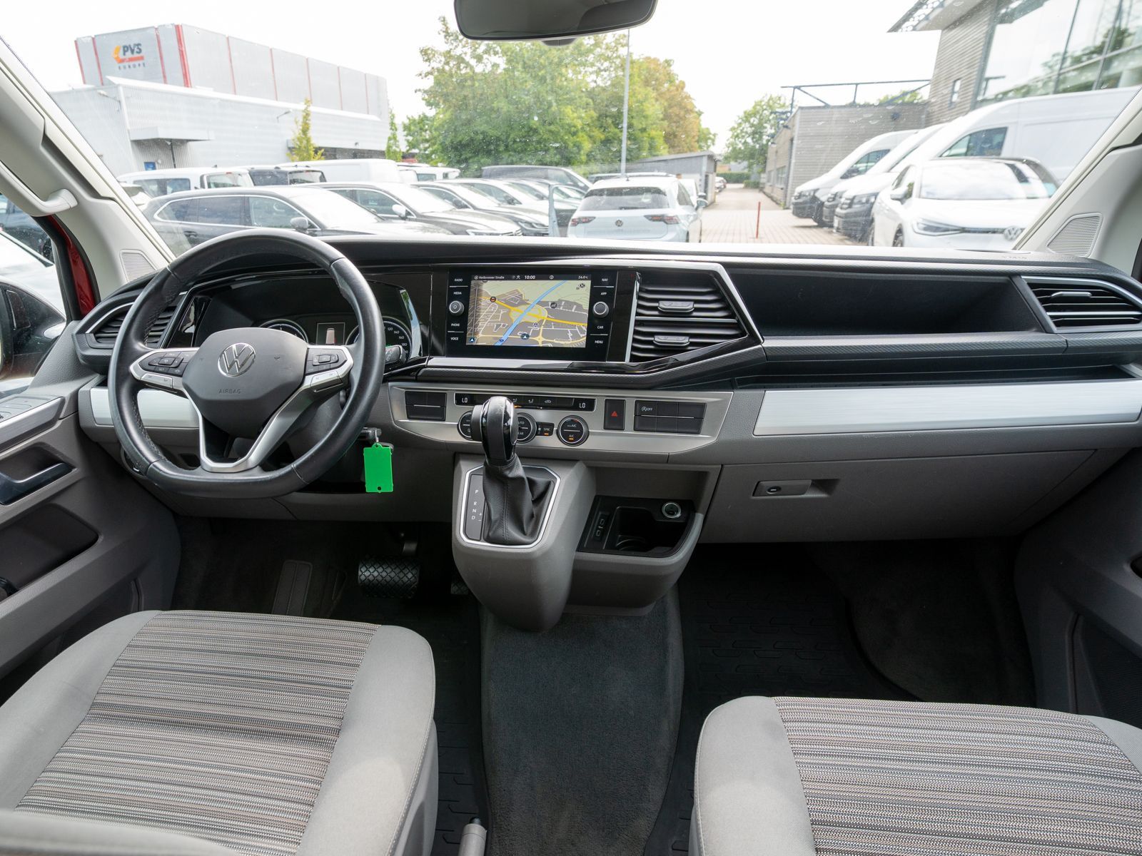 Fahrzeugabbildung Volkswagen T6.1 California Beach 2.0TDI DSG LED Navi ZU HEI