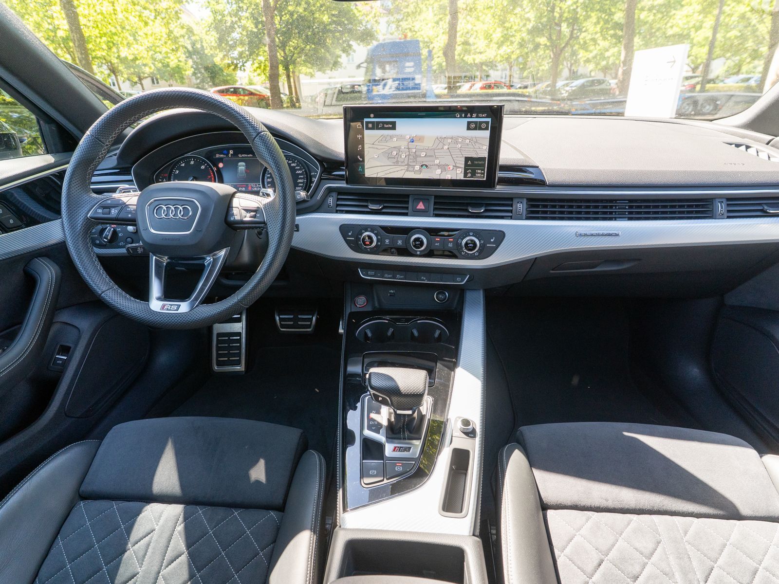 Fahrzeugabbildung Audi RS 4 Avant 2.9TFSI tiptron MATRIX ACC HUD RS-AGA
