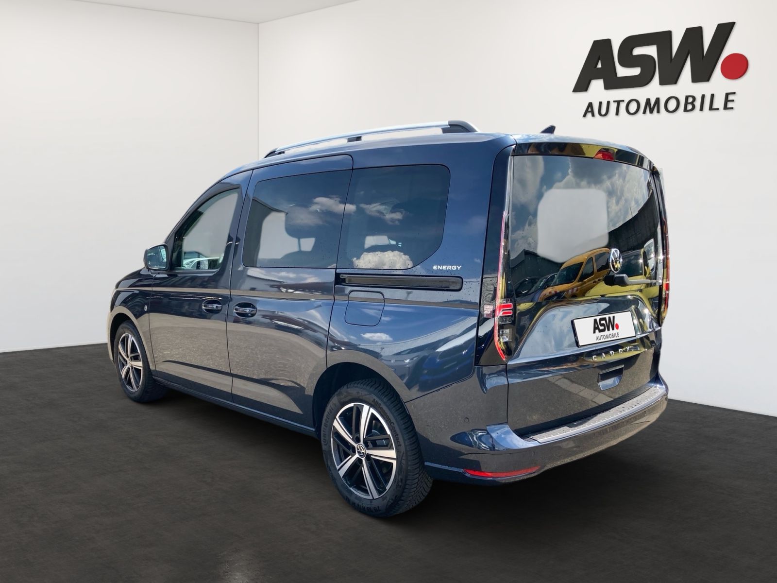 Fahrzeugabbildung Volkswagen Caddy "ENERGY" 5-Sitzer 1.5 TSI DSG AHK GJR LED