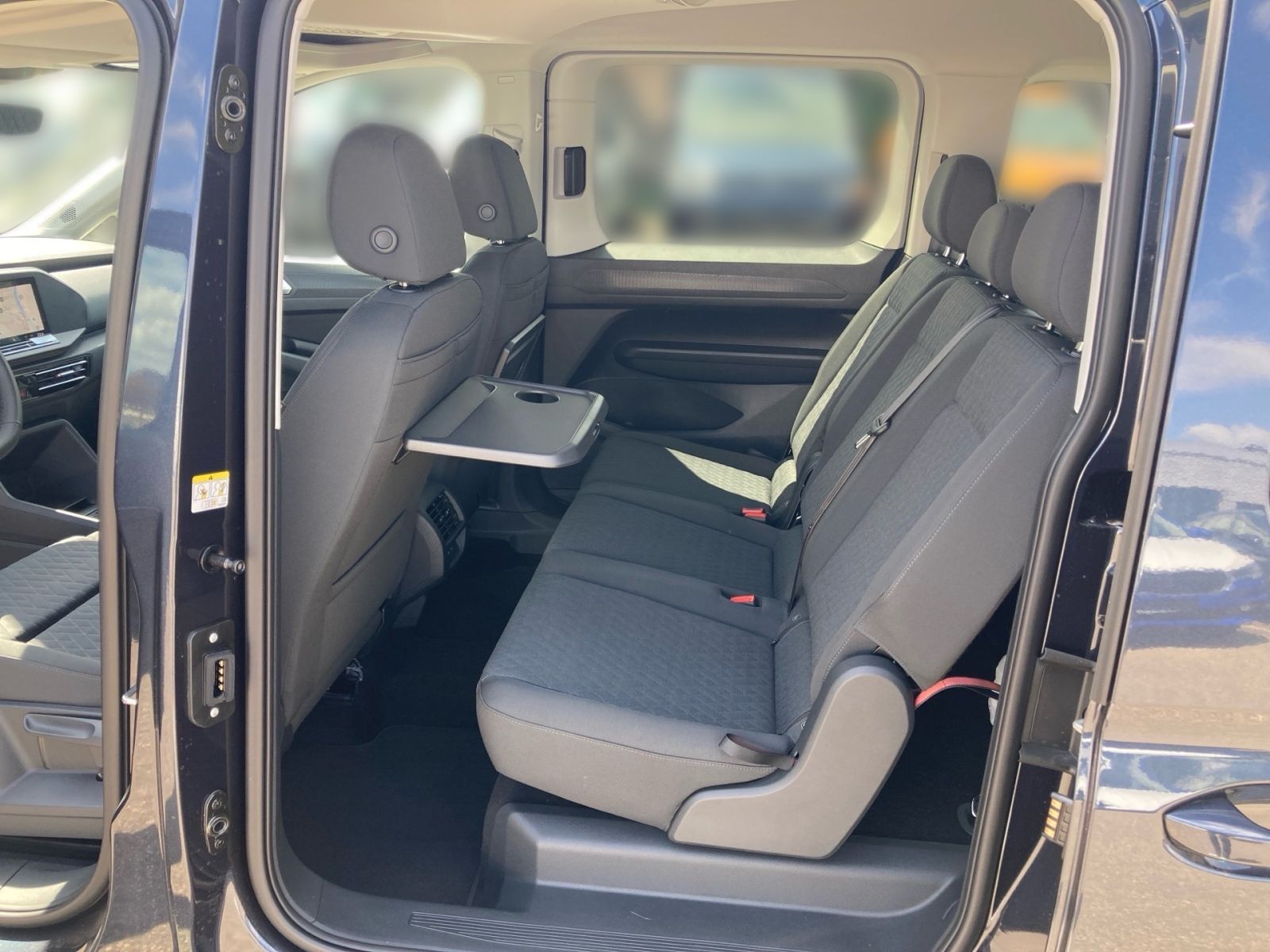 Fahrzeugabbildung Volkswagen Caddy Maxi ENERGY 7-Sitzer 2.0 TDI DSG AHK GJR
