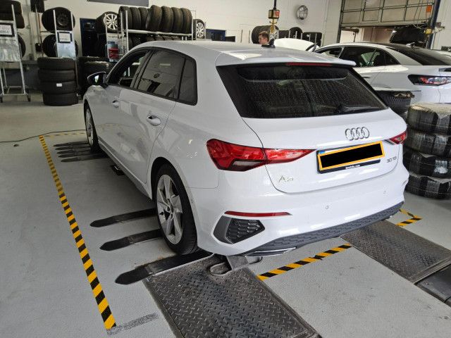 Fahrzeugabbildung Audi A3 Sportback S line 30TDI NAVI LED GRA SHZ VC