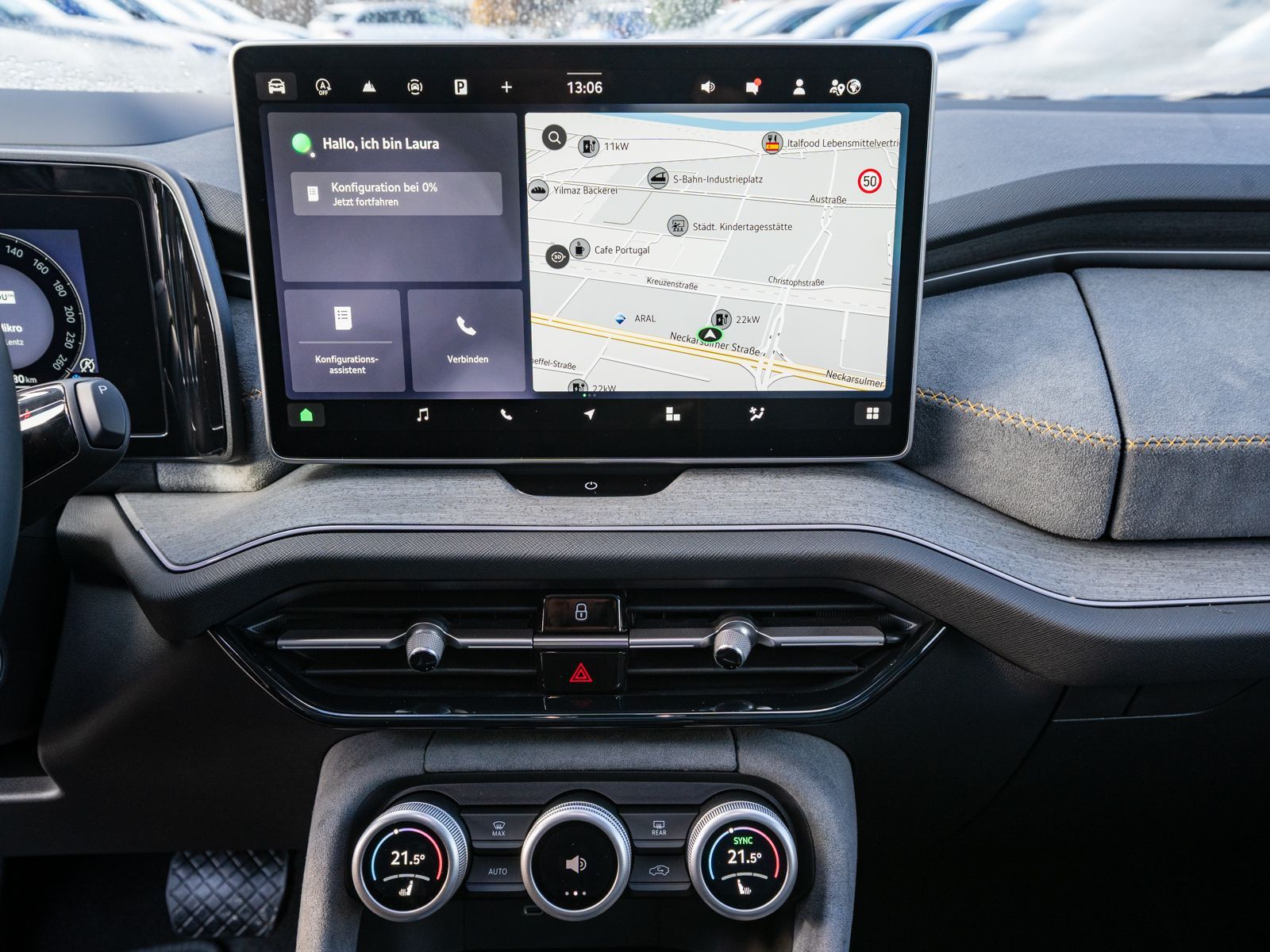 Fahrzeugabbildung SKODA Kodiaq Selection 2.0TDI 4x4 DSG LED NAV AHK PANO
