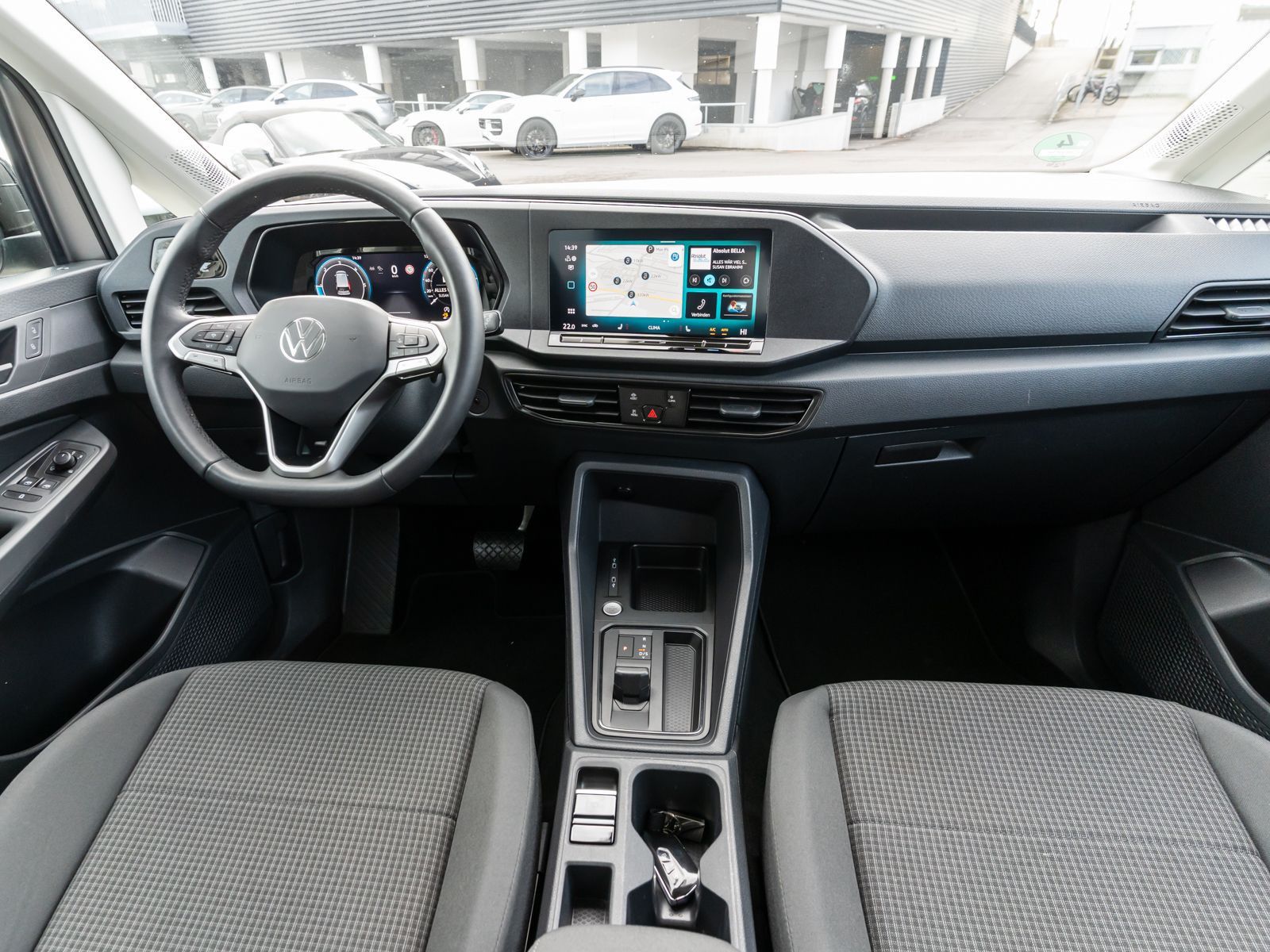 Fahrzeugabbildung Volkswagen Caddy 5 Kombi 2,0 TDI DSG LED NAVI AHK RFK ACC