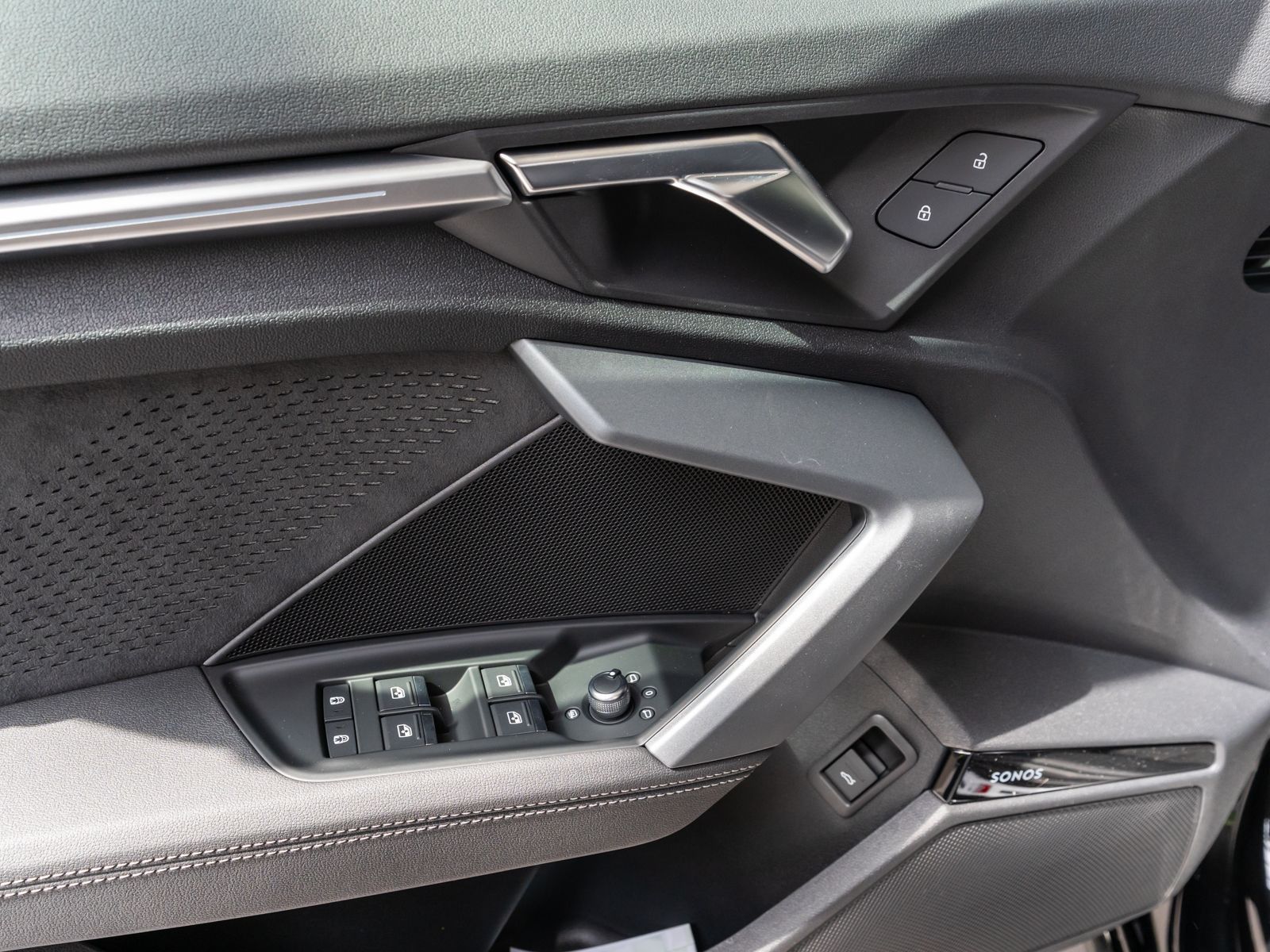 Fahrzeugabbildung Audi A3 Limousine S line TFSI Stronic RFK PANO SONOS