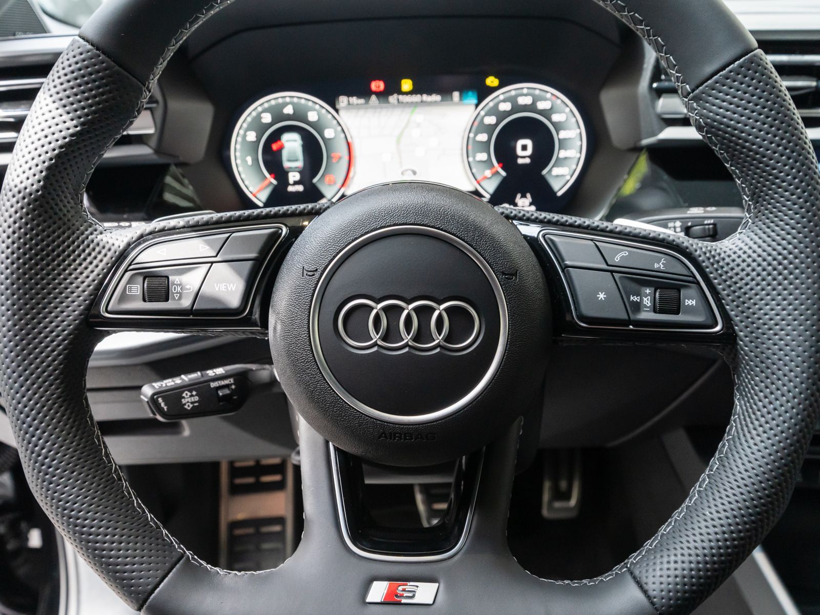 Fahrzeugabbildung Audi A3 Limousine S line TFSI Stronic RFK PANO SONOS