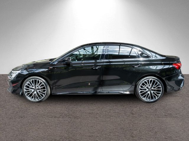 Fahrzeugabbildung Audi A3 Limousine S line TFSI Stronic RFK PANO SONOS