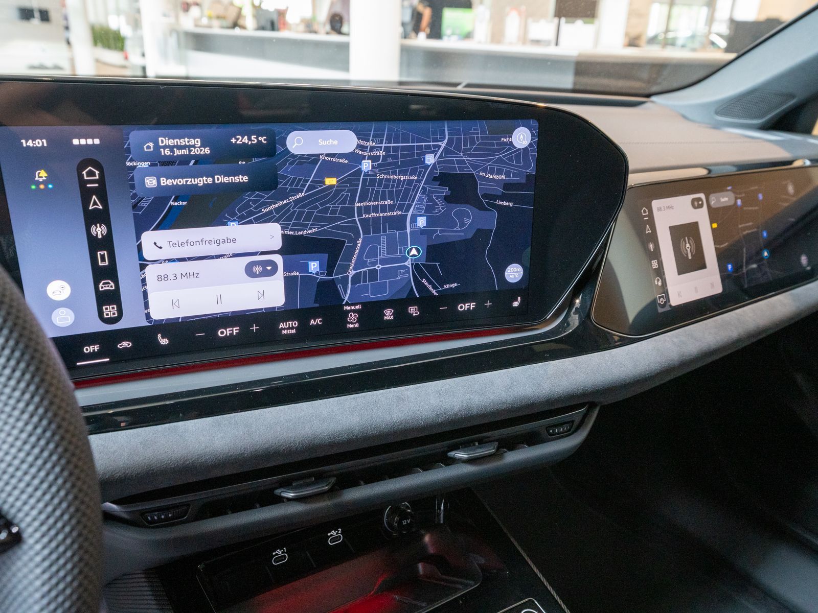 Fahrzeugabbildung Audi A5 Limousine TFSI quattro S line HUD B&O 360°AHK