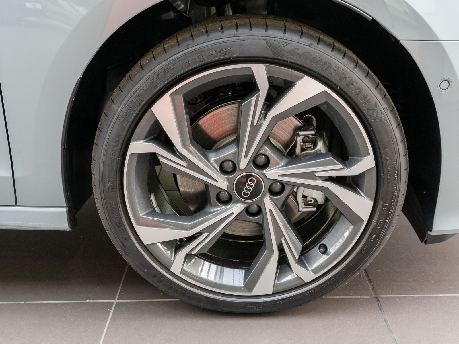 Fahrzeugabbildung Audi A3 Sportback advanced TFSI e Stronic ACC RFK