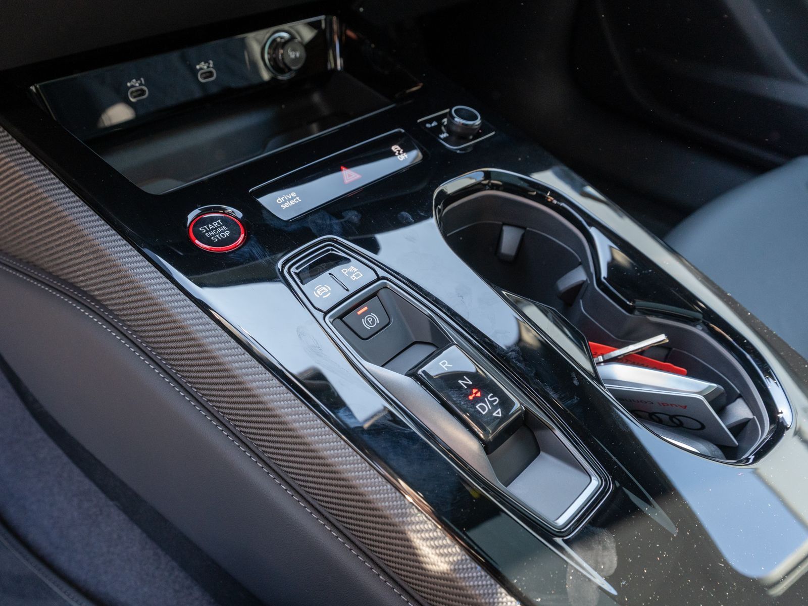 Fahrzeugabbildung Audi S5 Avant TFSI Stronic HUD B&O 360° PANO AHK
