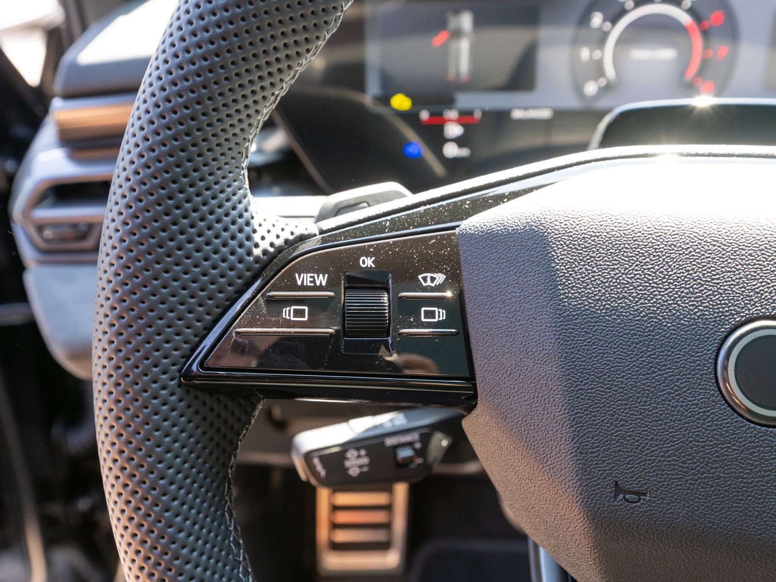 Fahrzeugabbildung Audi S5 Avant TFSI Stronic HUD B&O 360° PANO AHK