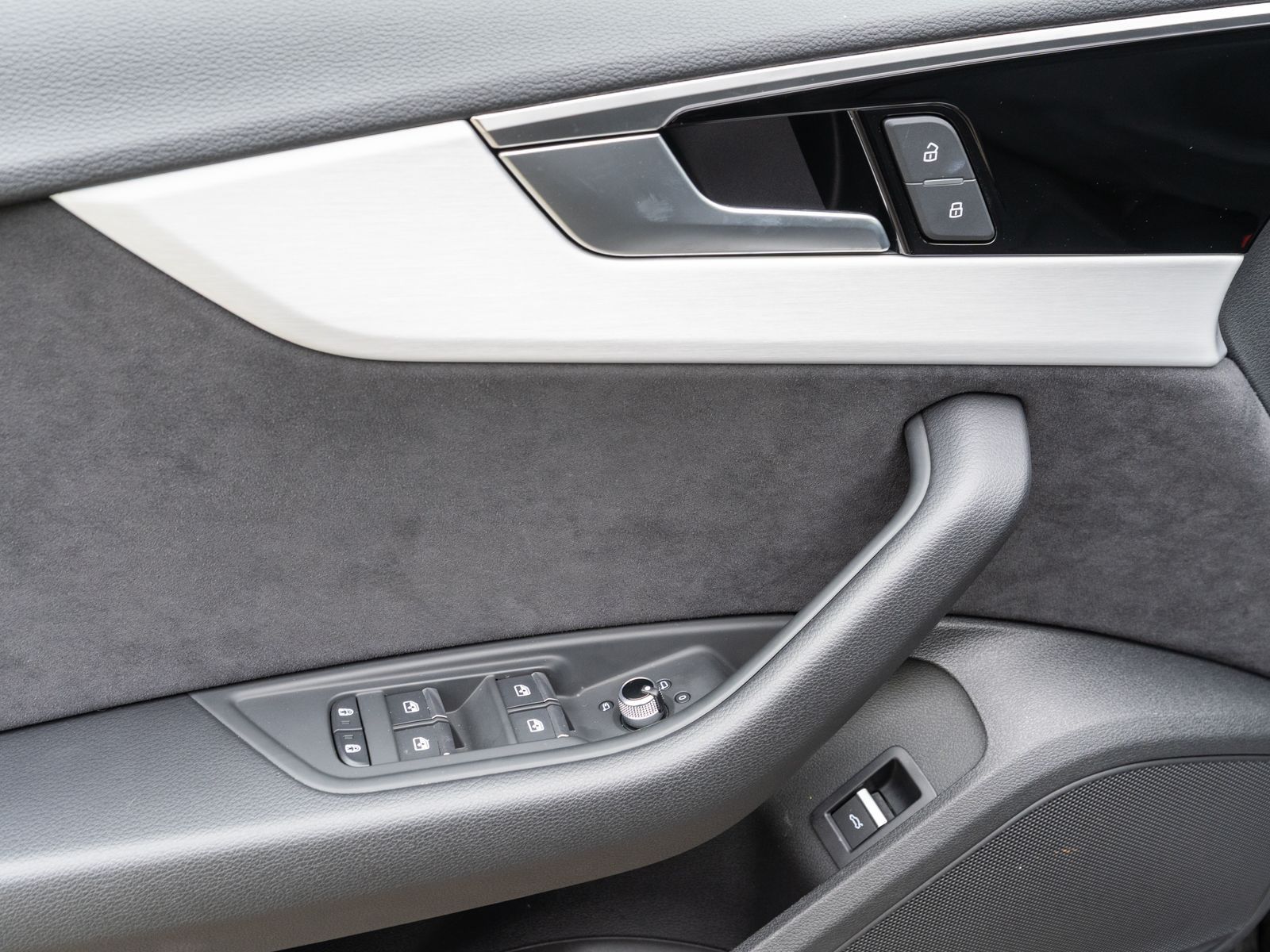 Fahrzeugabbildung Audi A5 Sportback S line 40 TDI quattro Matrix AHK