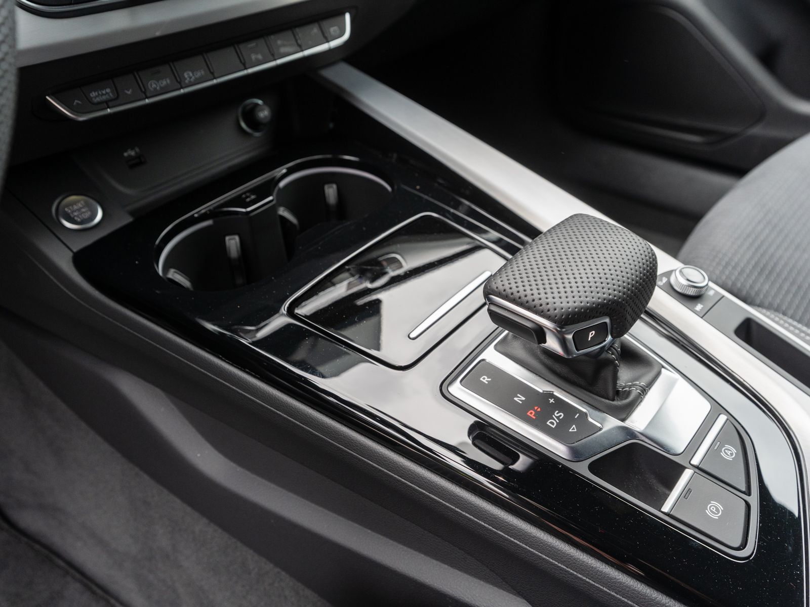 Fahrzeugabbildung Audi A5 Sportback S line 40 TDI quattro Matrix AHK