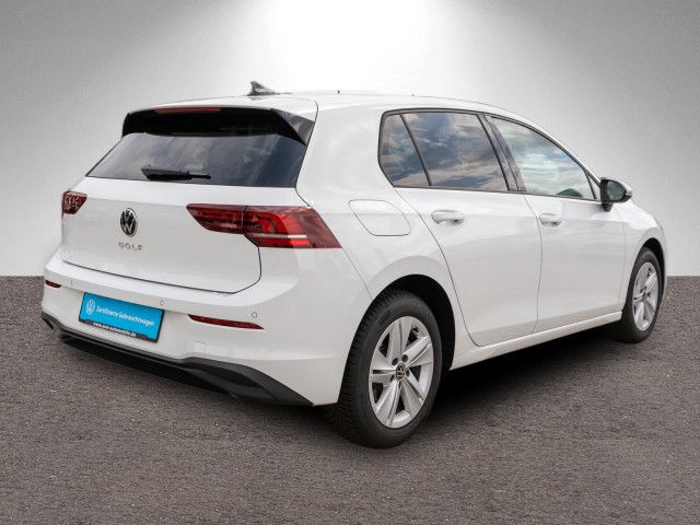 Fahrzeugabbildung Volkswagen Golf Life 1.5 TSI LED Navi RFK SHZ HUD Stdhzg