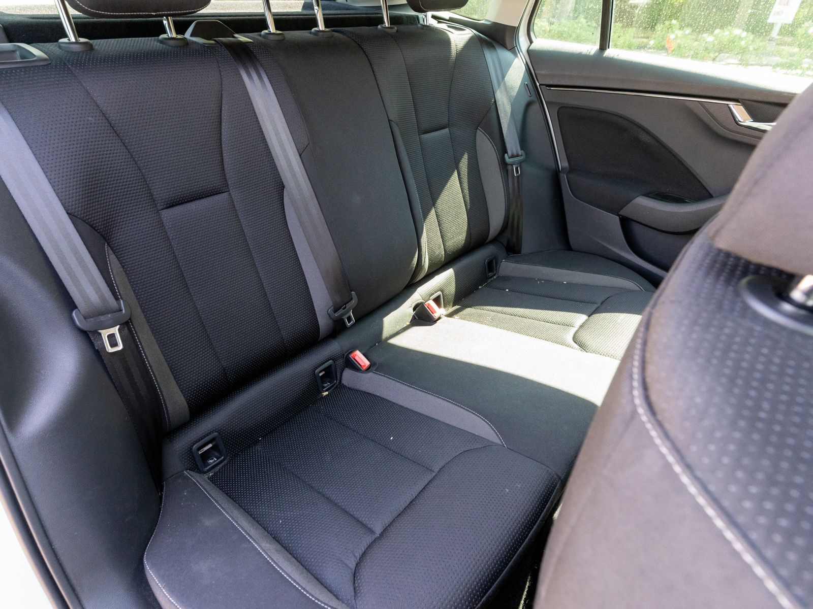 Fahrzeugabbildung SKODA Scala Tour 1.0TSI DSG LED RFK PDC GRA SmartLink