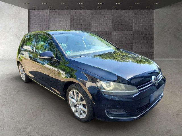 Fahrzeugabbildung Volkswagen Golf Highline 1.4 TSI XENON NAVI SHZ TEMPOMAT