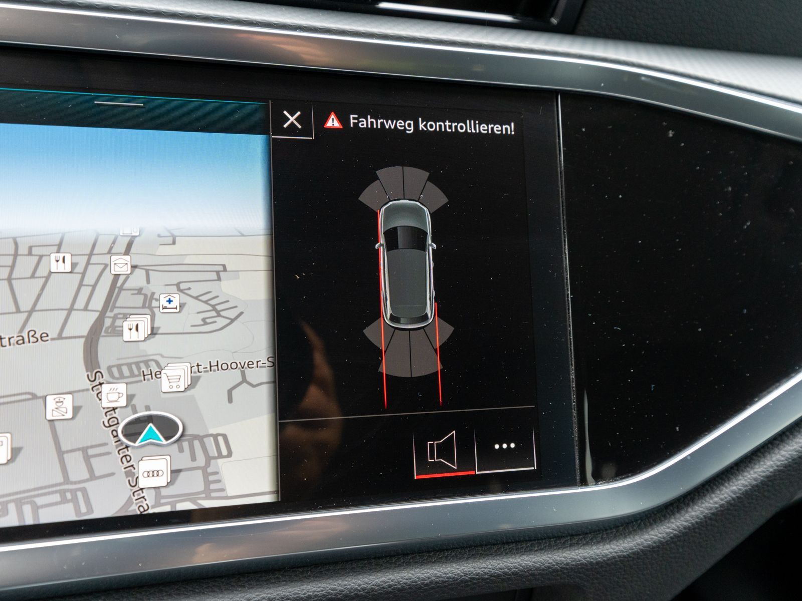 Fahrzeugabbildung Audi Q3 35 TDI S tronic NAVI LED SHZ PDC VC