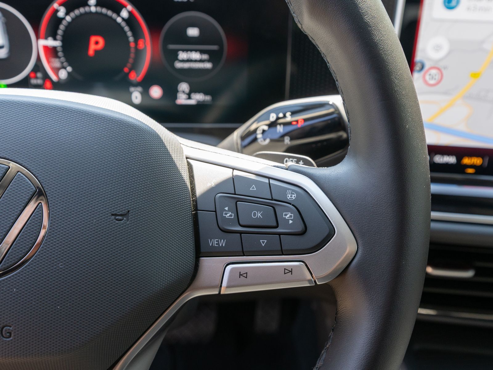 Fahrzeugabbildung Volkswagen Passat Variant Business 2.0 TDI DSG LED 360° AHK