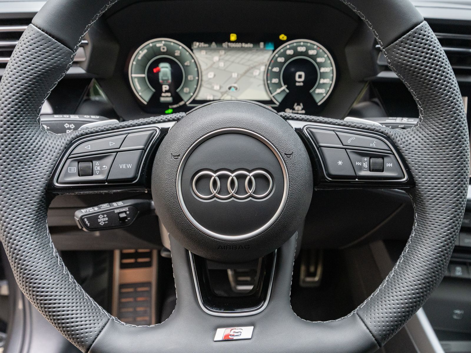 Fahrzeugabbildung Audi A3 Sportback Sline TFSI e Stronic RFK ACC MATRIX