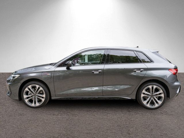 Fahrzeugabbildung Audi A3 Sportback Sline TFSI e Stronic RFK ACC MATRIX