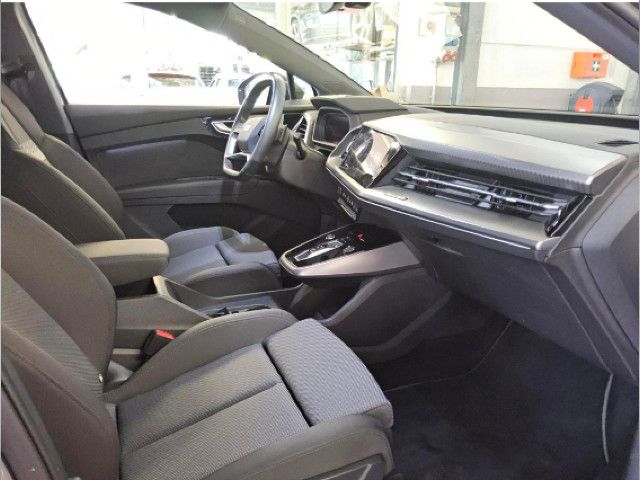 Fahrzeugabbildung Audi Q4 40 e-tron S line LED Navi SHZ PDC Wärmepumpe