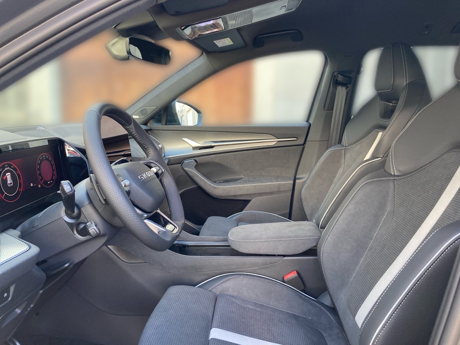 Fahrzeugabbildung SKODA Kodiaq Sportline 2,0 TDI 193PS DSG 4x4 360° AHK