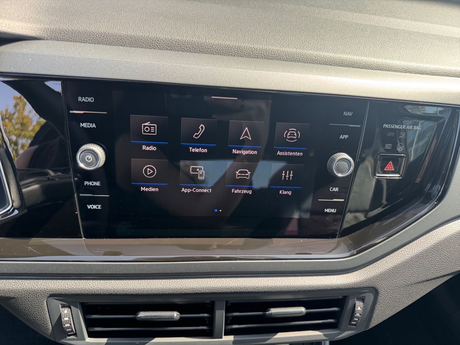 Fahrzeugabbildung Volkswagen Taigo R-Line 1.0 TSI DSG ACC Rückfahr-Kamera