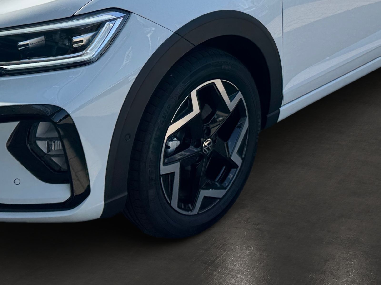 Fahrzeugabbildung Volkswagen Taigo R-Line 1.0 TSI DSG ACC Rückfahr-Kamera
