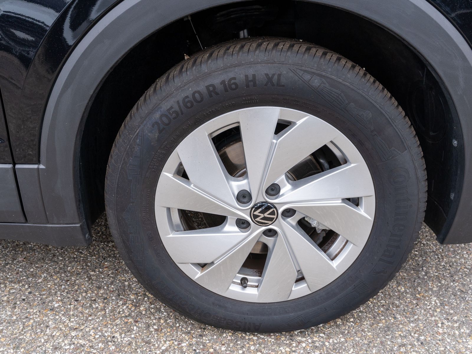 Fahrzeugabbildung Volkswagen T-Cross Life 1.0 TSI DSG Navi LED ACC PDC RFK