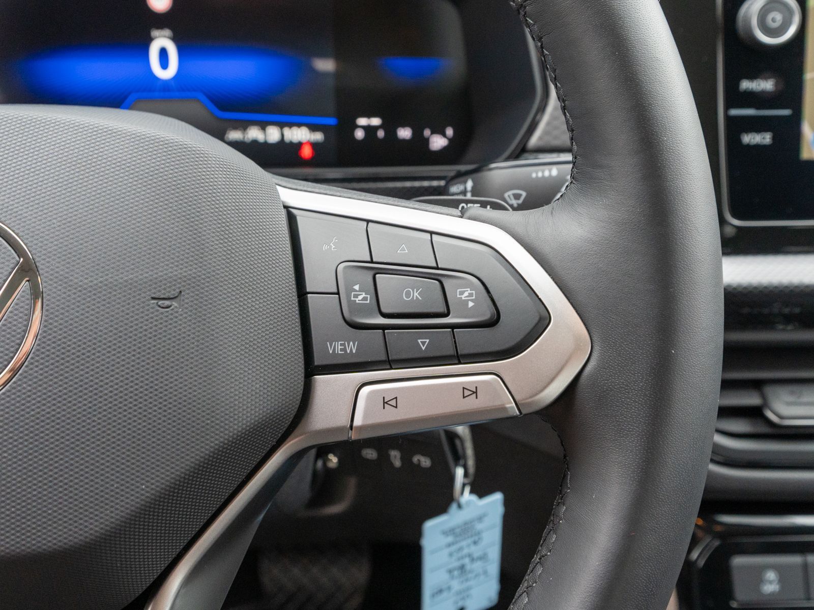 Fahrzeugabbildung Volkswagen T-Cross Life 1.0 TSI DSG Navi LED ACC PDC RFK
