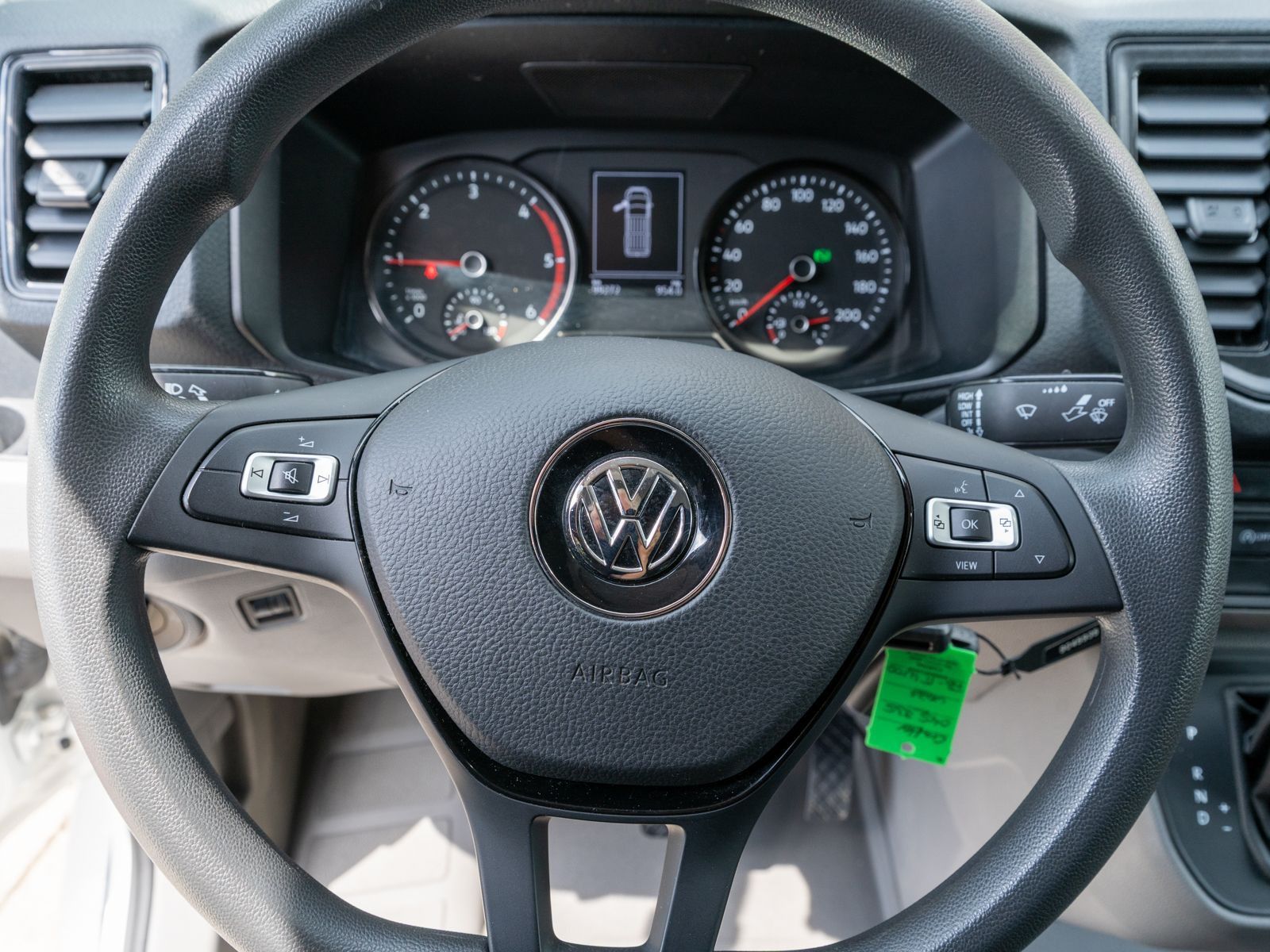 Fahrzeugabbildung Volkswagen Crafter Kasten 35 L2H2 2.0 TDI DSG Klima Nav RFK