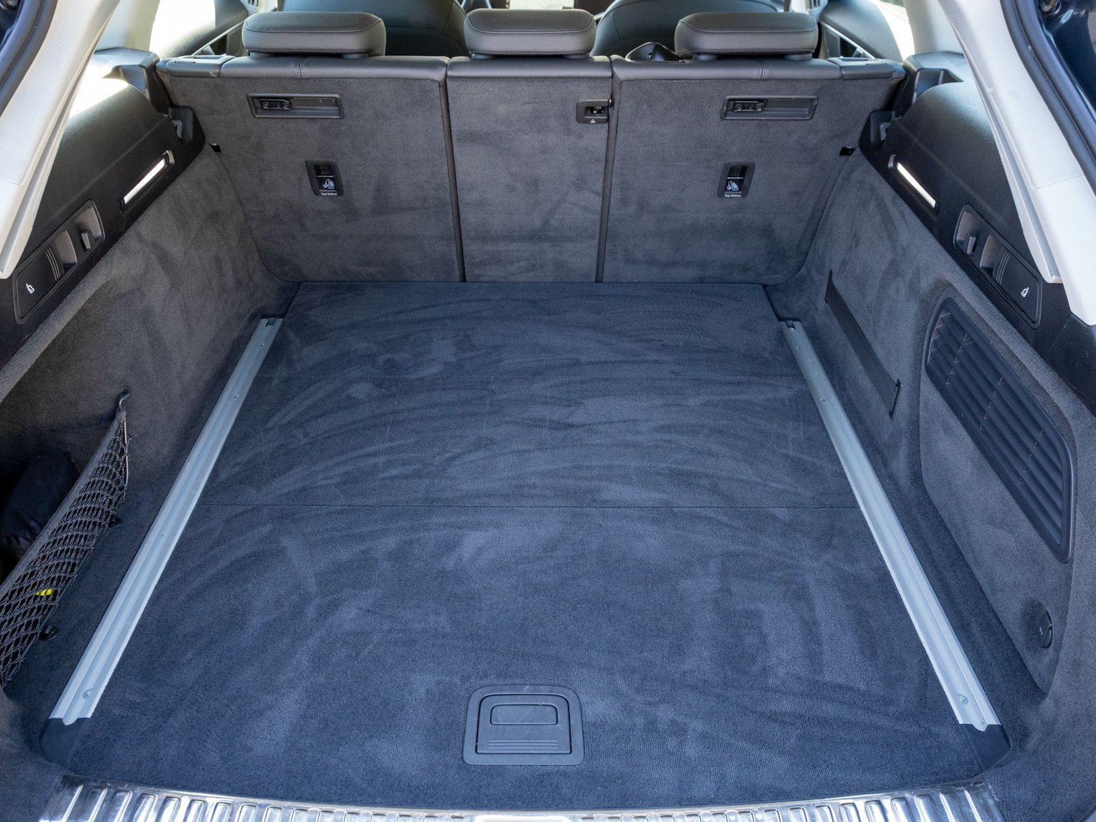 Fahrzeugabbildung Audi A6 allroad quattro 50TDI tiptronic LEDER B&O AHK
