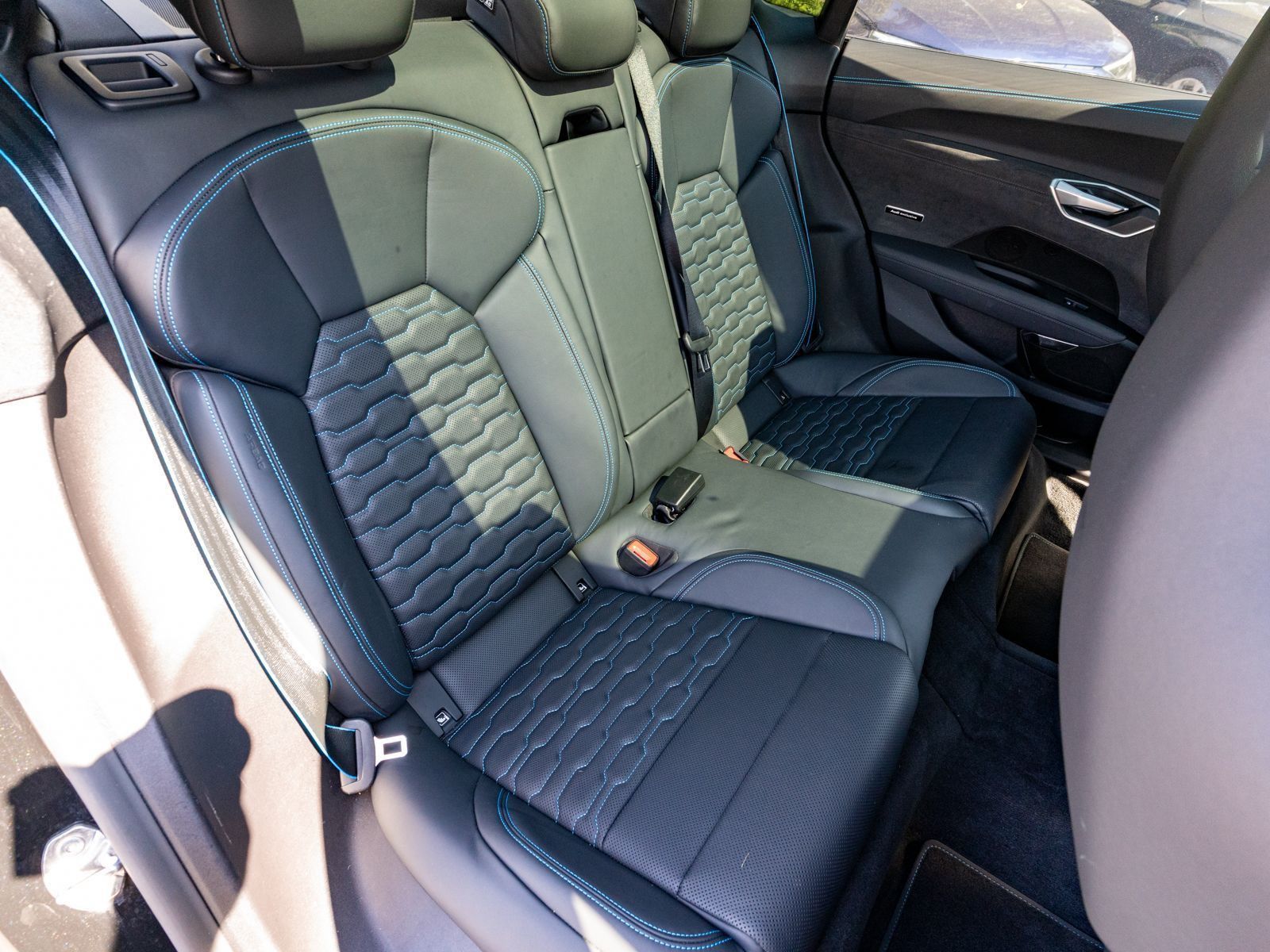 Fahrzeugabbildung Audi RS e-tron GT quattro 360° KERAMIK B&O LEDER PANO
